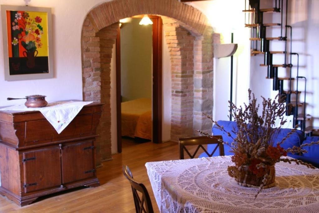 Castel D'Arno Casa de hóspedes Perúgia Quarto foto